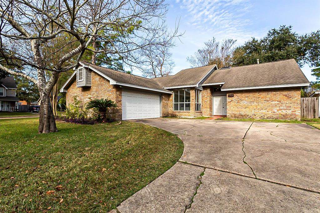 15426 Sterling Lake Drive - Photo 1