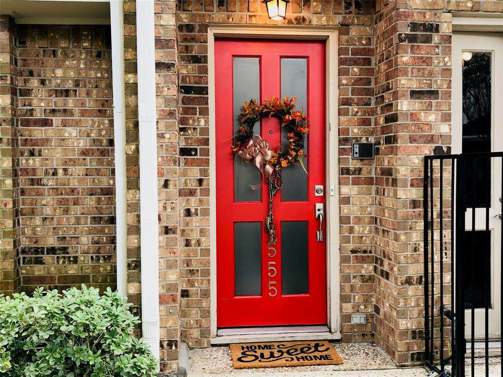 1555 Bering Drive - Photo 1