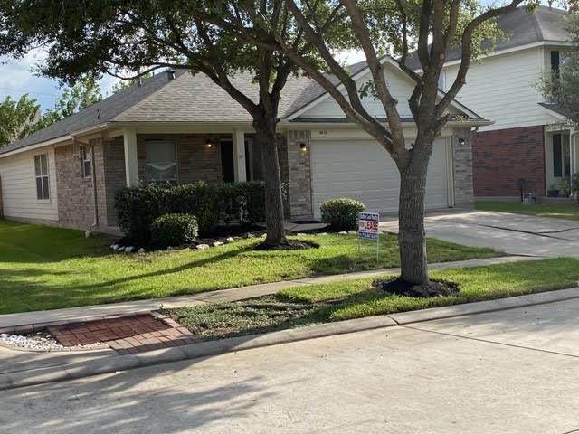 8622 Sablecliff Lane - Photo 1