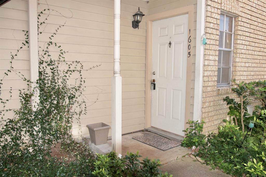 3600 Jeanetta Street - Photo 1