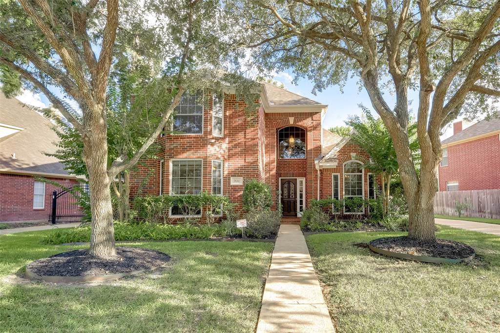 7122 Emerald Glen Drive - Photo 1