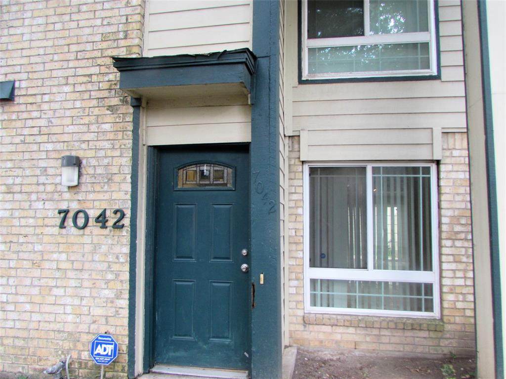 7042 Dairy Ashford Road - Photo 1