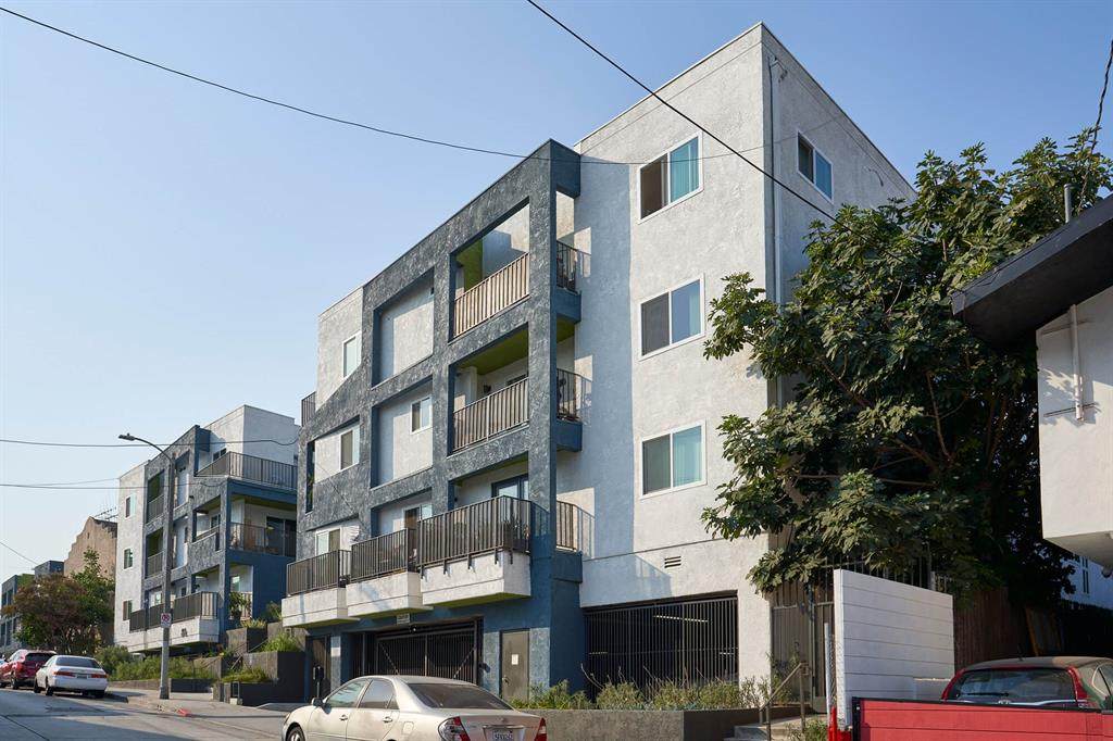 625 N Bunker Hill Ave - Photo 1