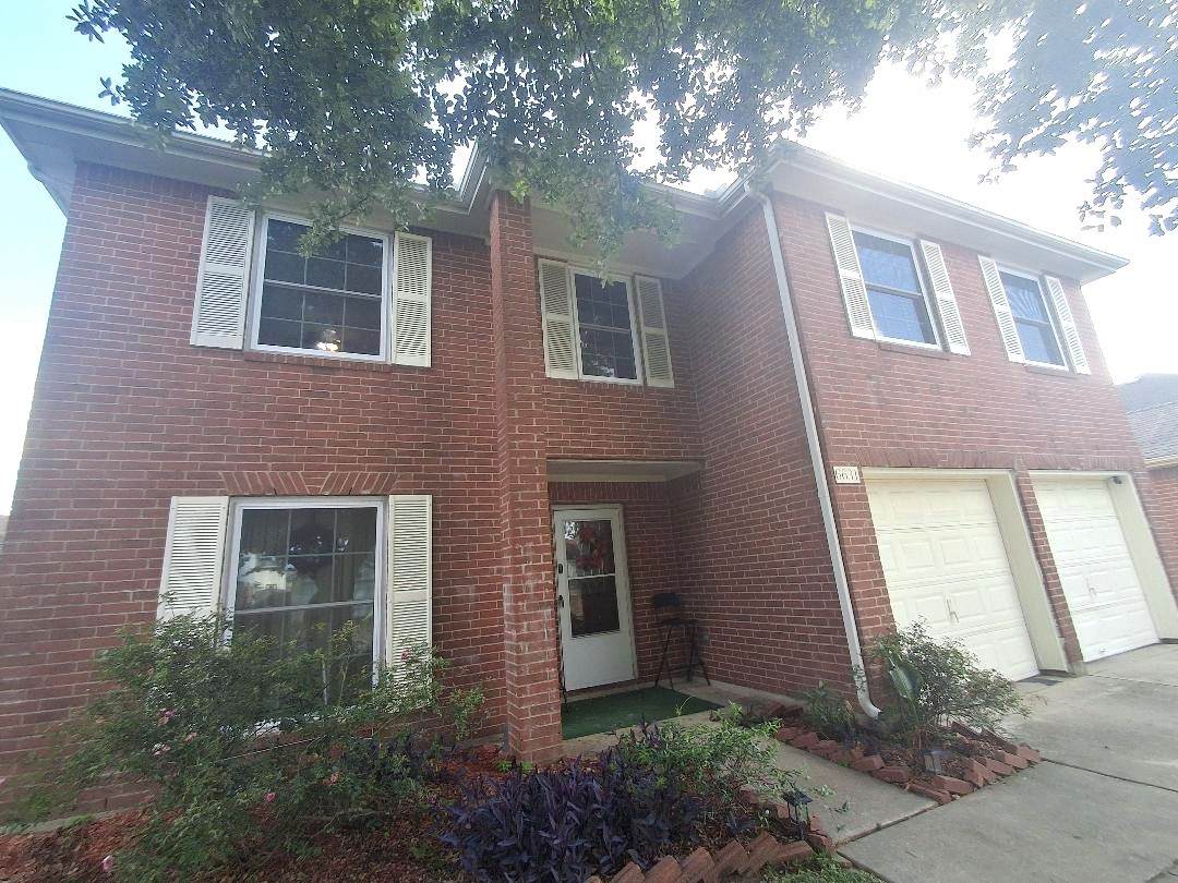 6631 Sutton Meadows Drive - Photo 1