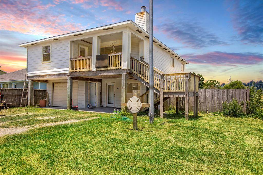804 6th Street - Photo 1