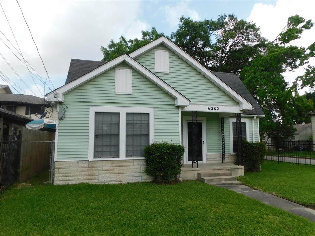 6202 Culberson - Photo 1
