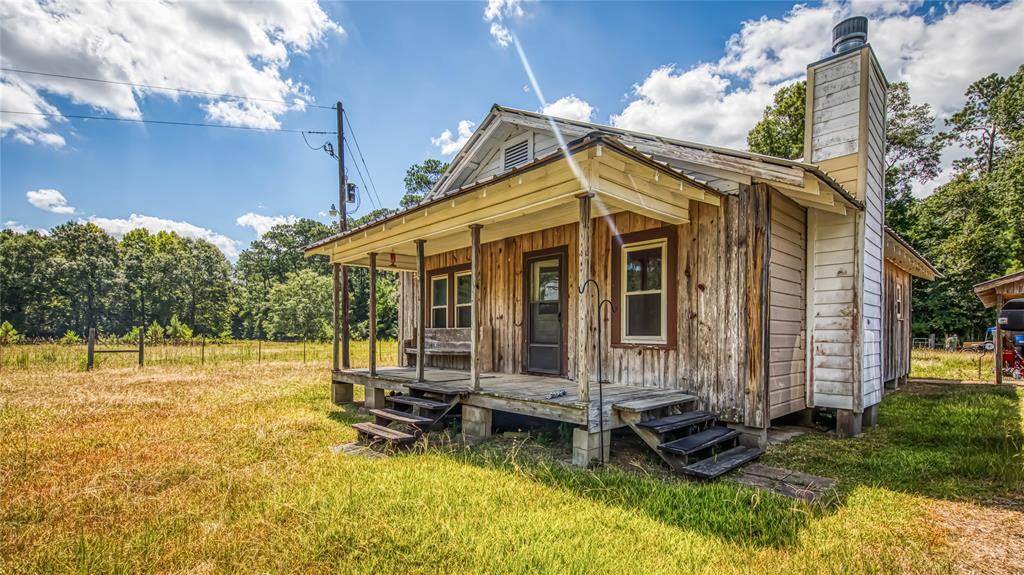 198 County Road 3185 - Photo 1