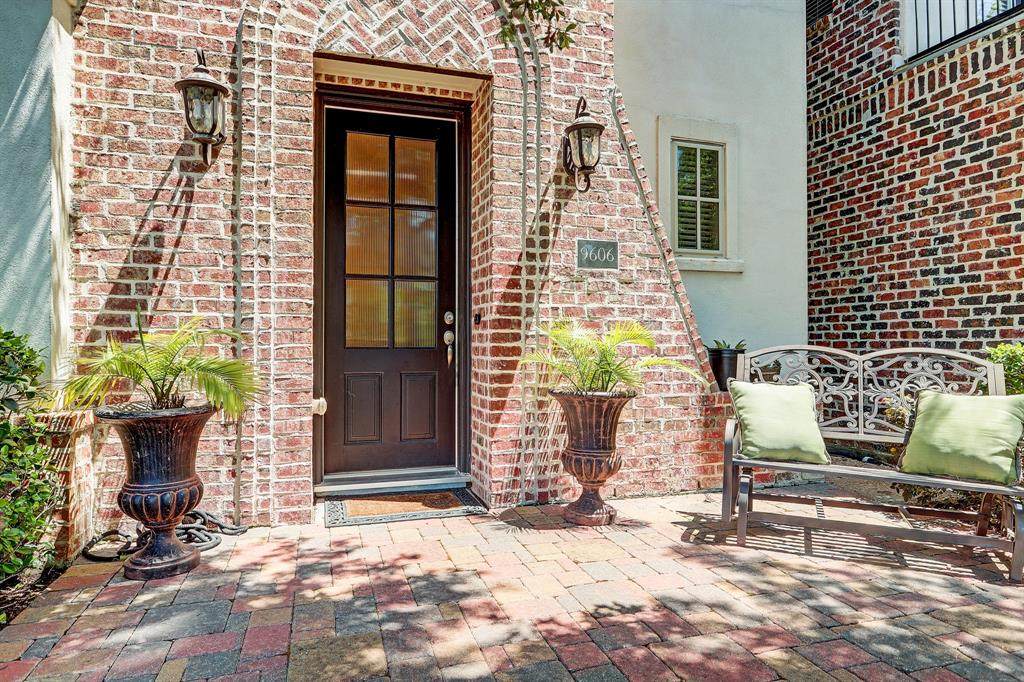 9606 Fannin Station - Photo 1