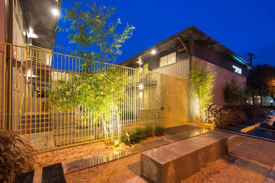 219 W Alabama Street - Photo 1