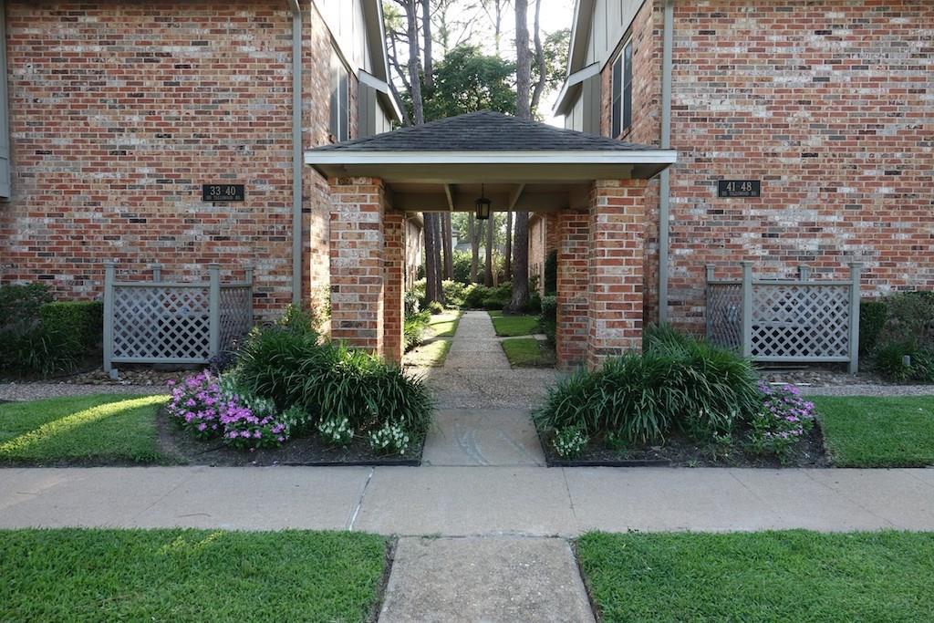 515 Tallowood Road - Photo 1