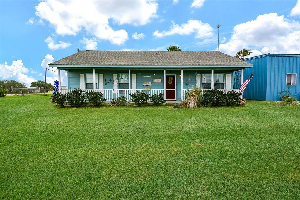 485 Bayshore Drive - Photo 1