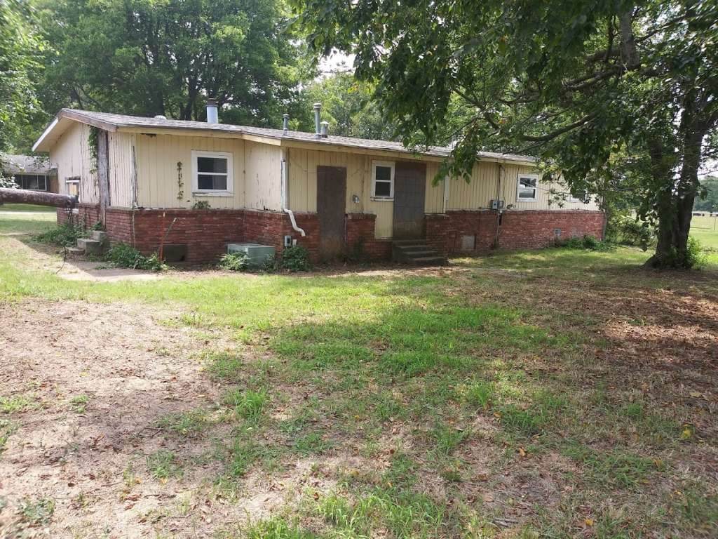 1105 Ash Street - Photo 1