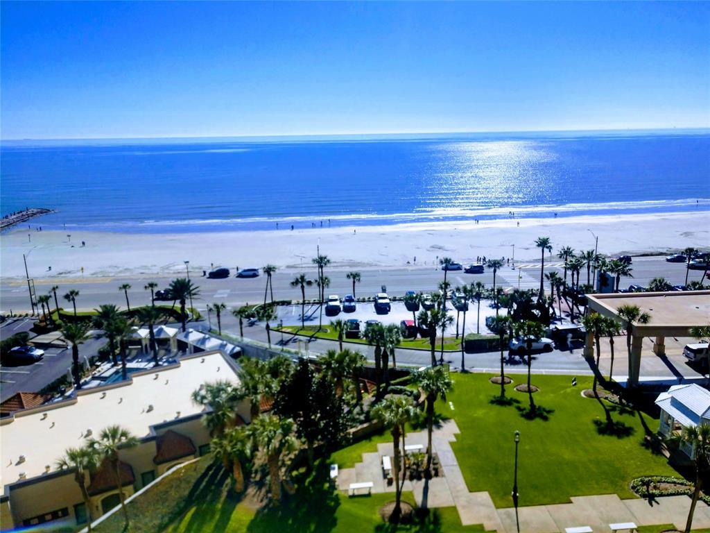 5220 Seawall Boulevard - Photo 1