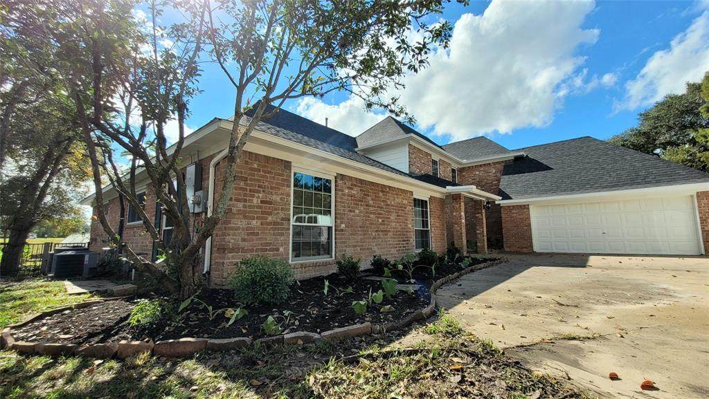 2207 Fountain Valley Drive - Photo 1