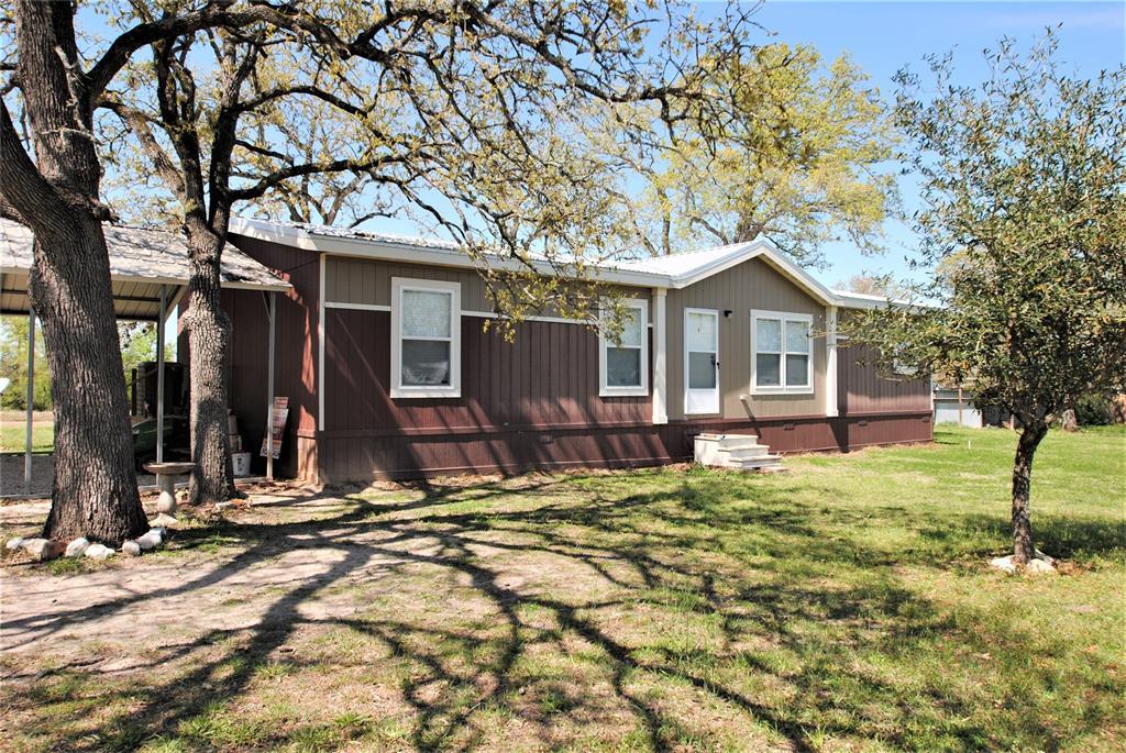 207 Yaupon Drive - Photo 1