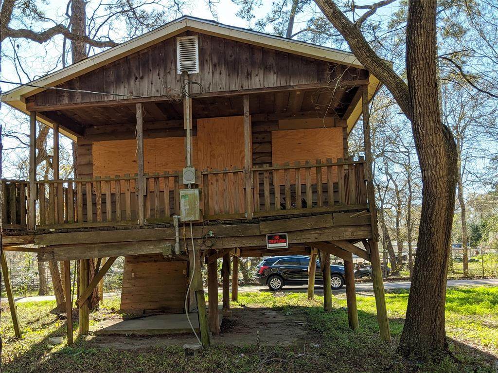 1307 Deepwood Drive - Photo 1