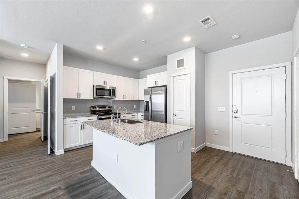 12111 Main Street - Photo 1