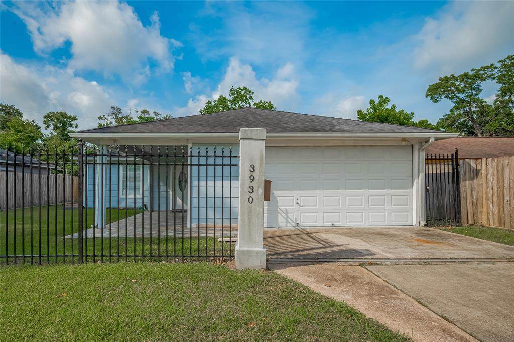 3930 Daphne Street - Photo 1