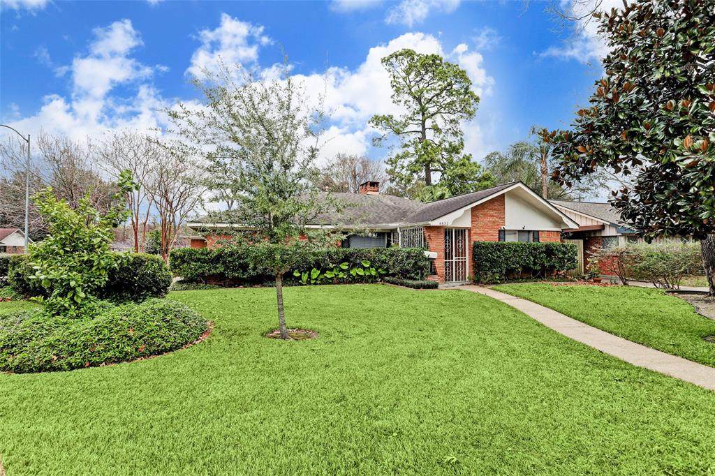 6822 Northampton Way - Photo 1