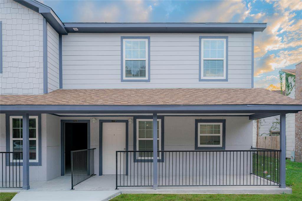 5802 Twisted Pine Court - Photo 1