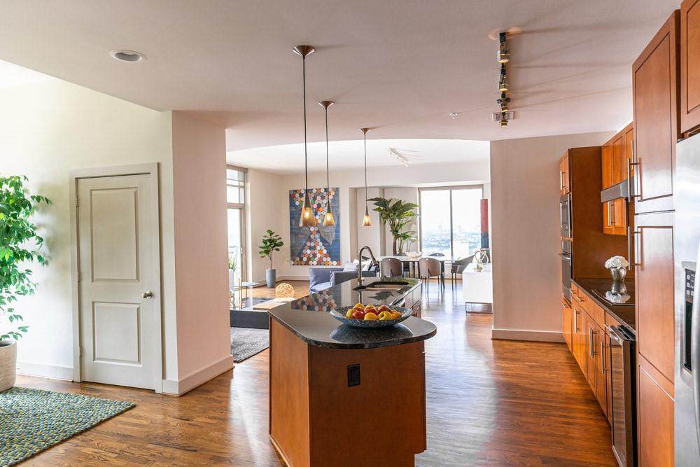 1400 Mckinney - Photo 1