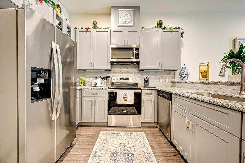 6955 Turtlewood Drive - Photo 1