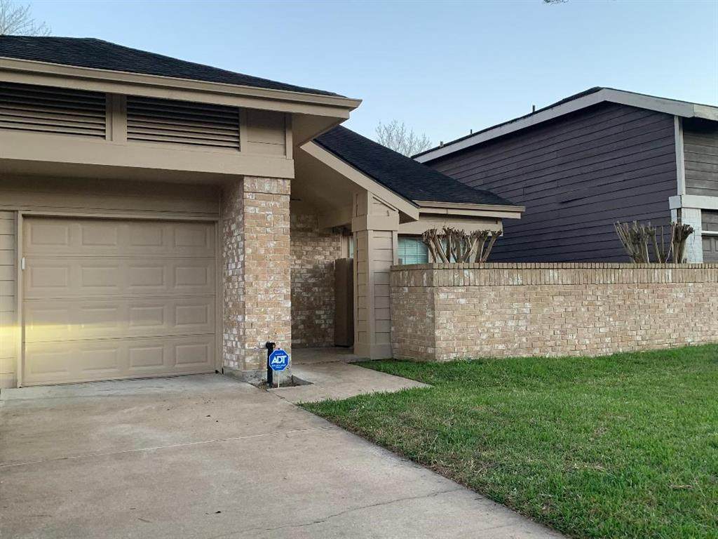 13611 Braeswest Drive - Photo 1