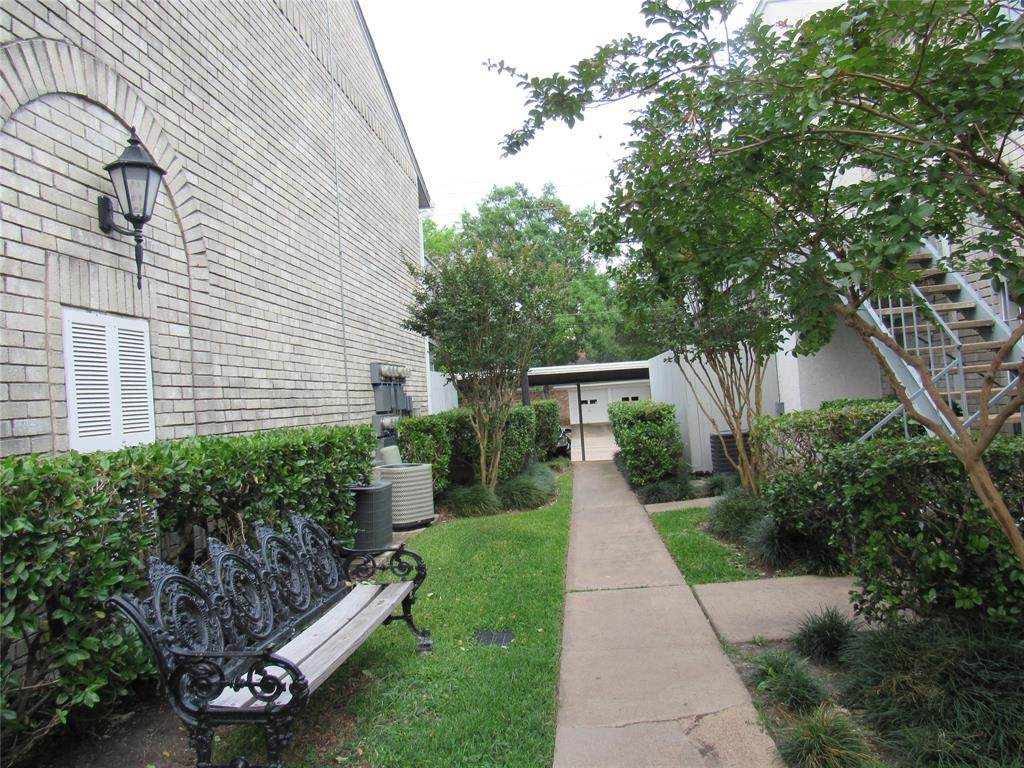 8787 Brae Acres Road - Photo 1