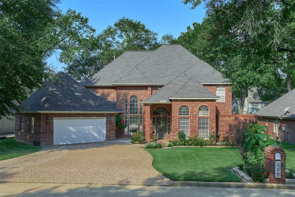 208 Springs Edge Drive - Photo 1