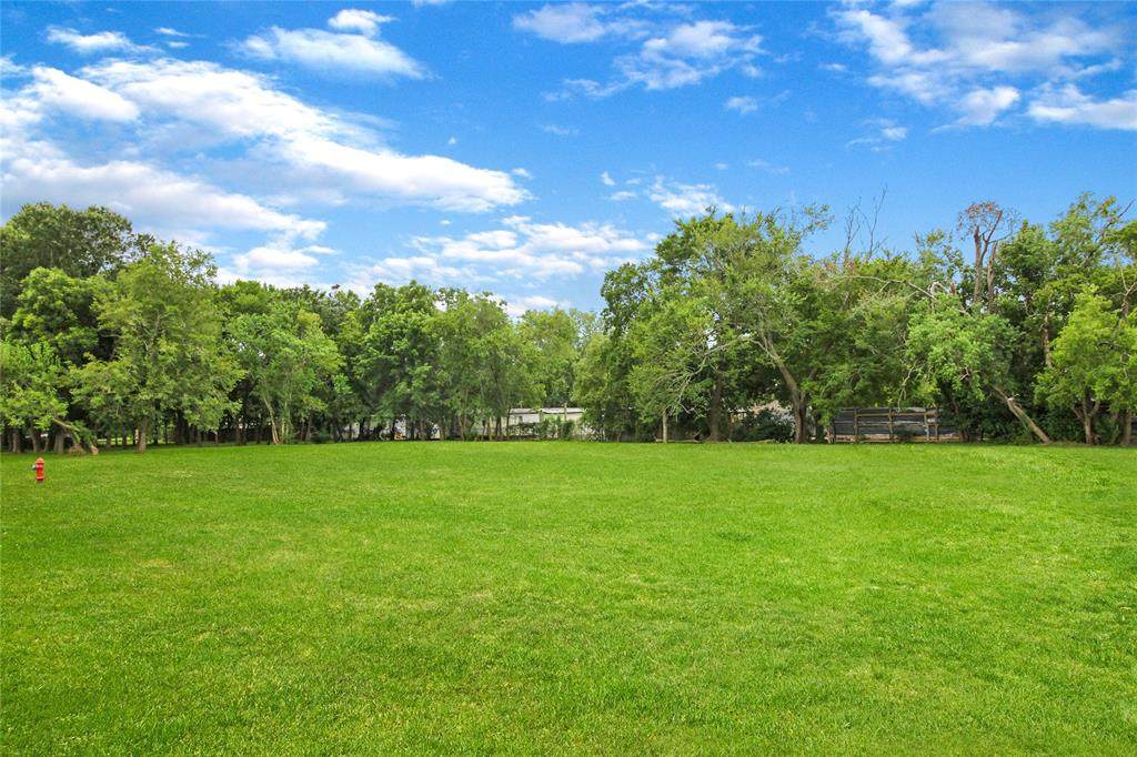 205 Reynolds Avenue - Photo 1