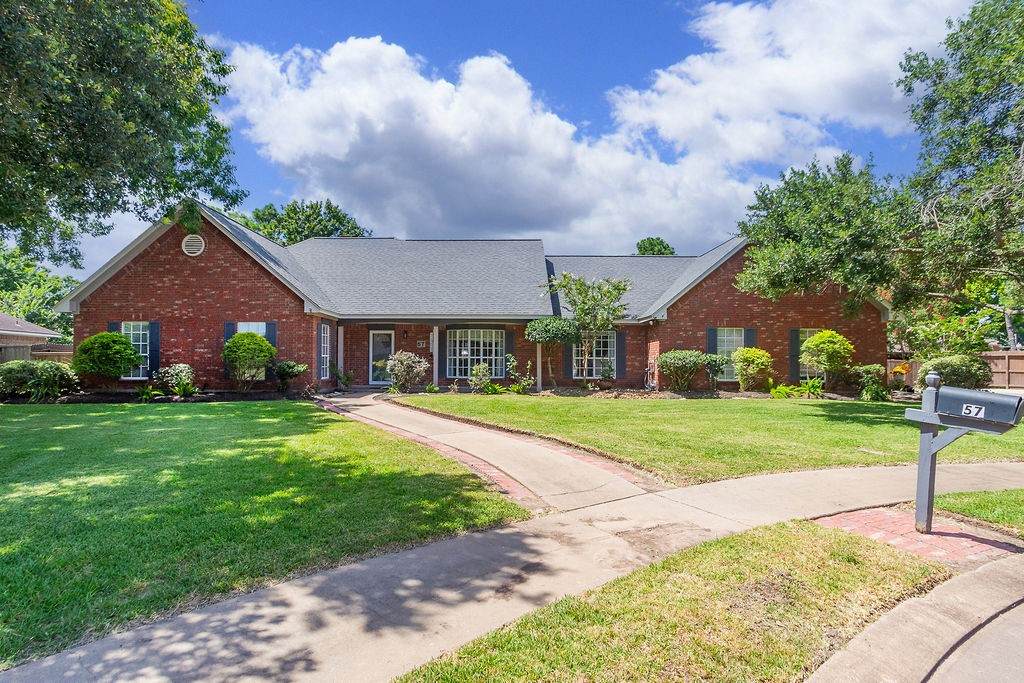 57 Silver Lace Court - Photo 1
