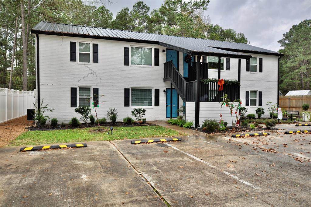 2655 Fountain View Street - Photo 1