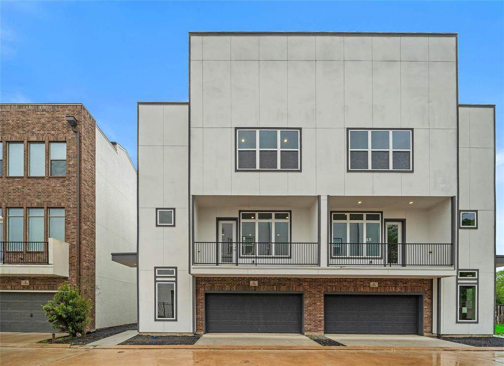 1311 Mayfair Clarkson - Photo 1