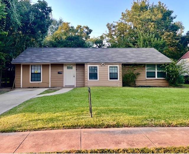 6043 Lyndhurst Drive - Photo 1