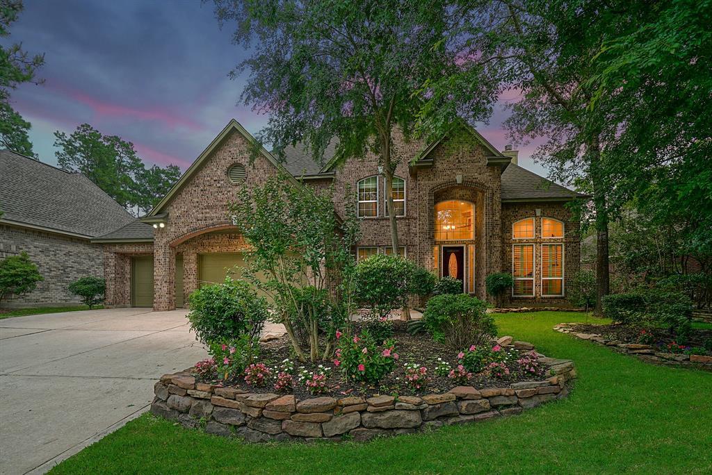 63 Flagstone Path Circle - Photo 1