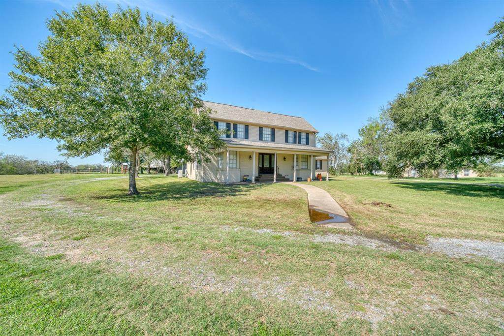 5997 Fm 3060 - Photo 1