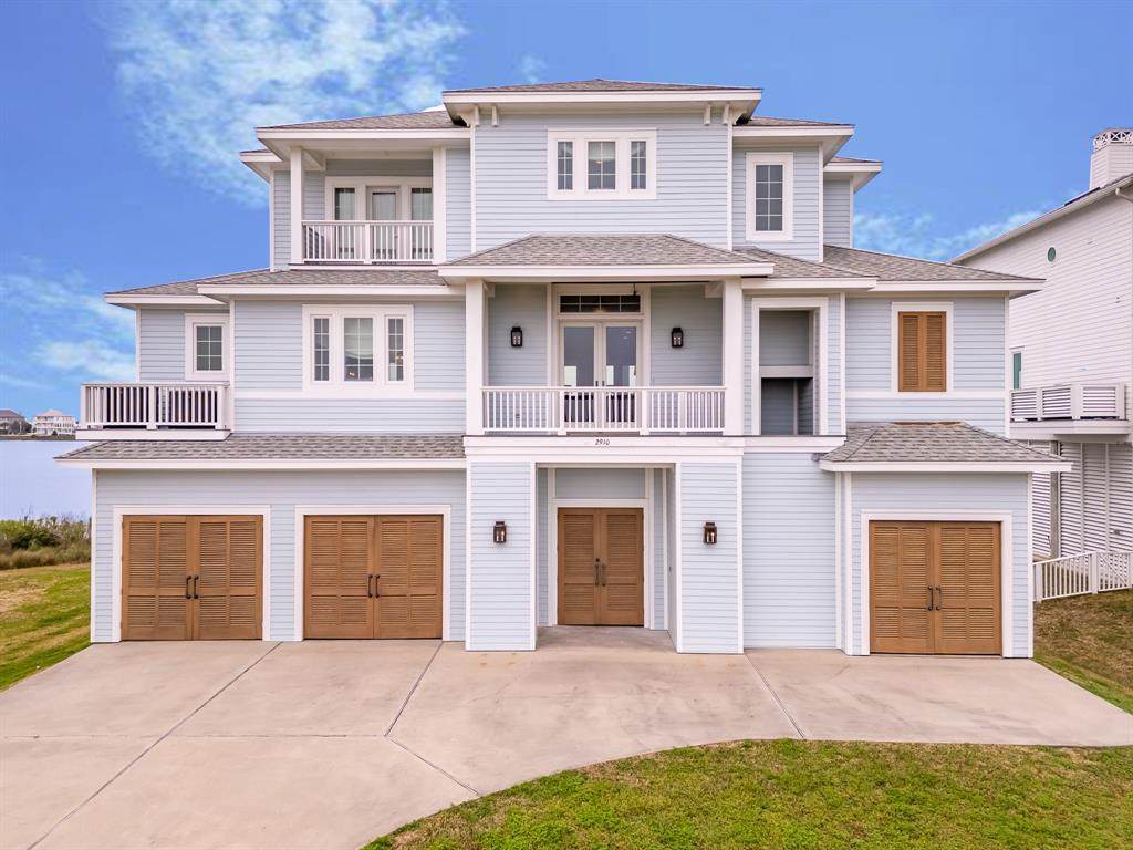 2910 11 Mile Road - Photo 1