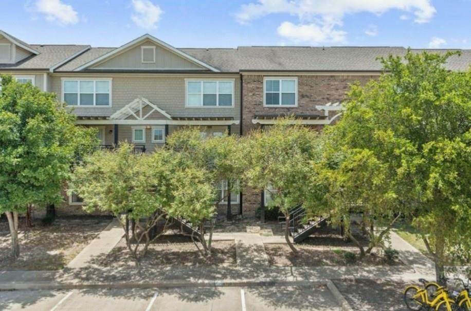 1725 Harvey Mitchell Parkway - Photo 1