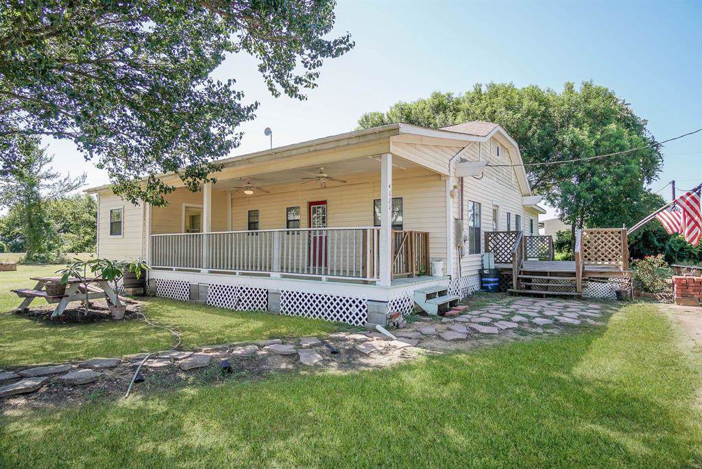 4121 Hwy 60 - Photo 1
