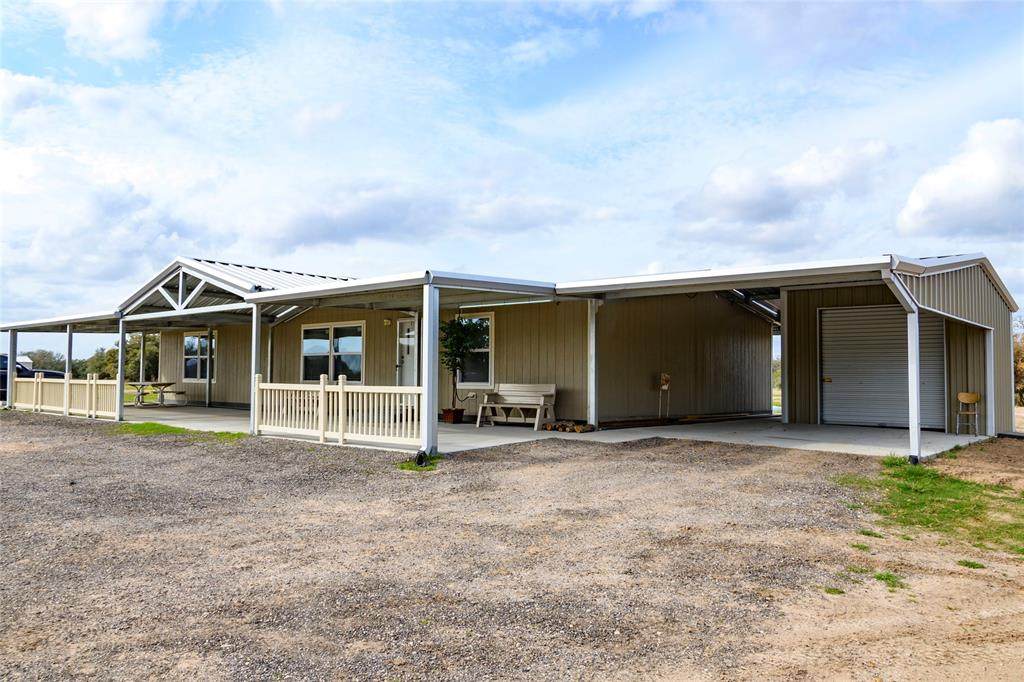 3520 Cr 285 - Photo 1
