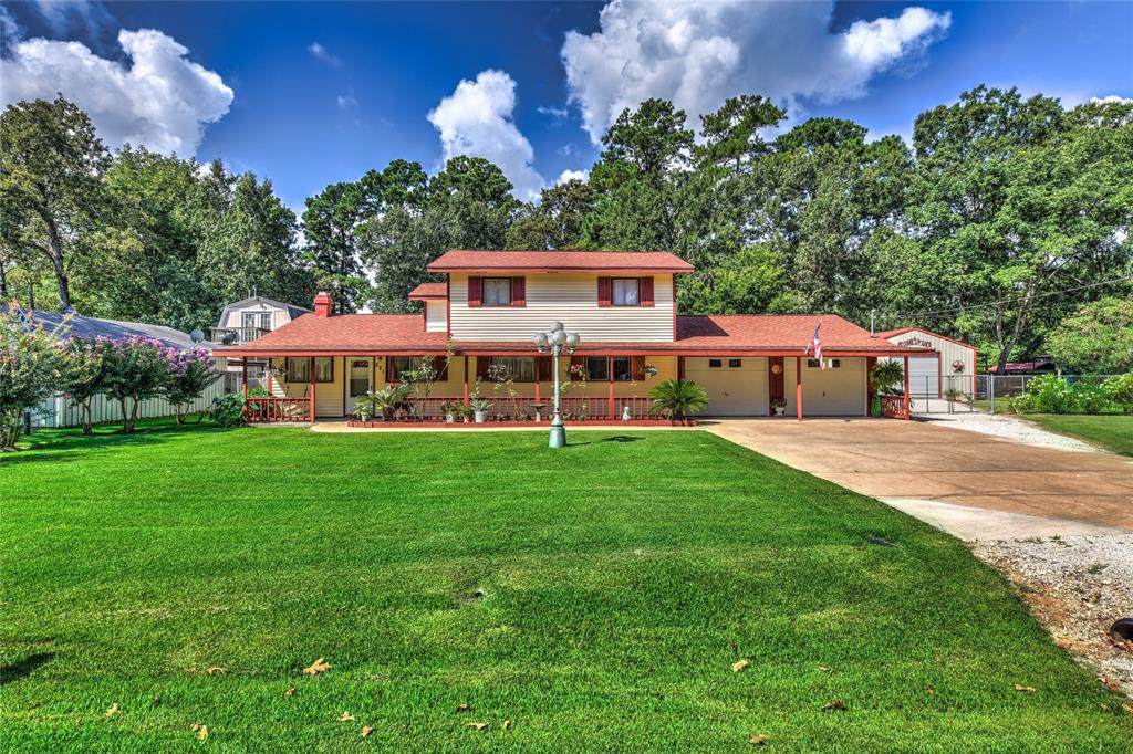 221 Inlet Drive - Photo 1