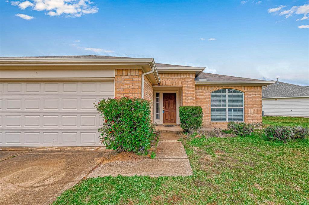 5815 Plantation Crest Drive - Photo 1