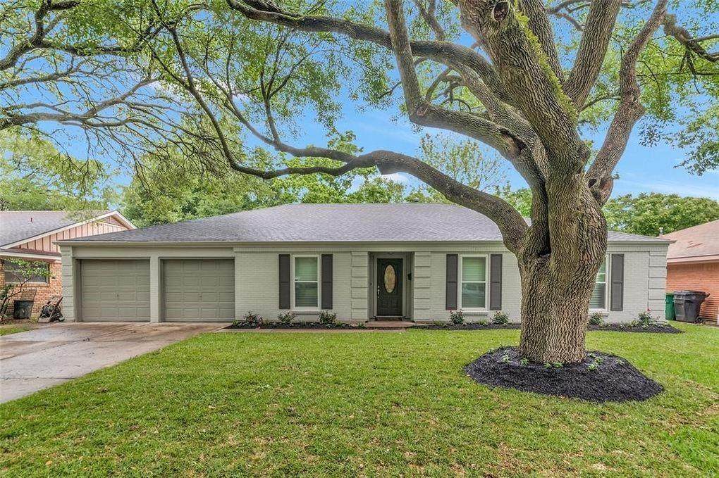 5610 Duxbury Street - Photo 1