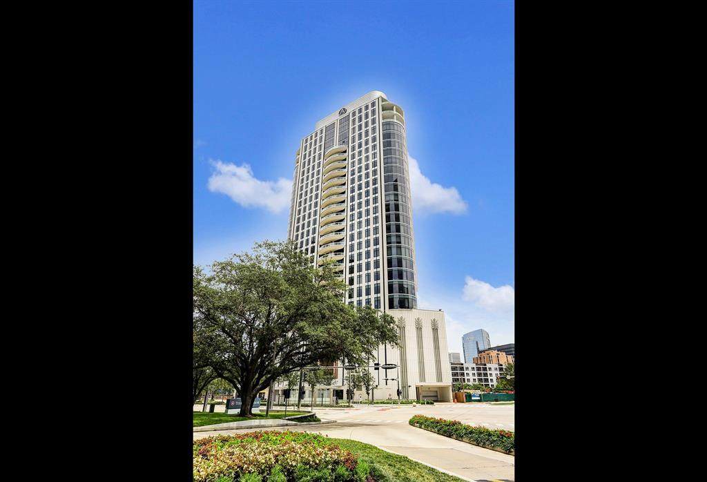 1409 Post Oak Boulevard - Photo 1