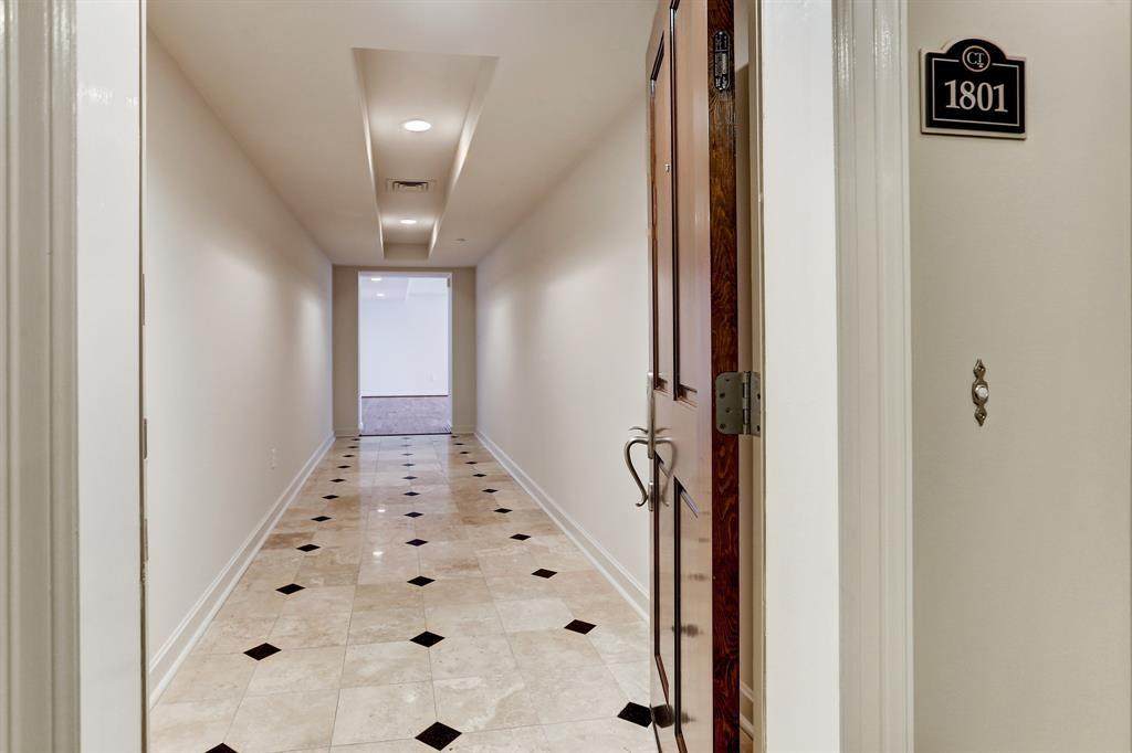 914 Main Street - Photo 1