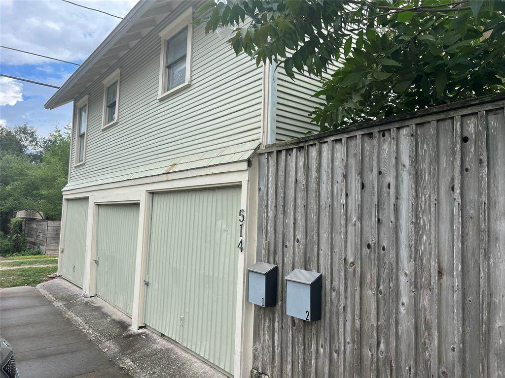 514 15th Street - Photo 1