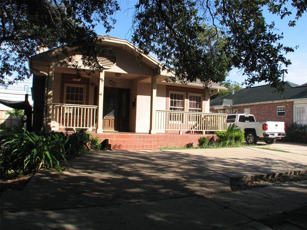 712 Peden Street - Photo 1