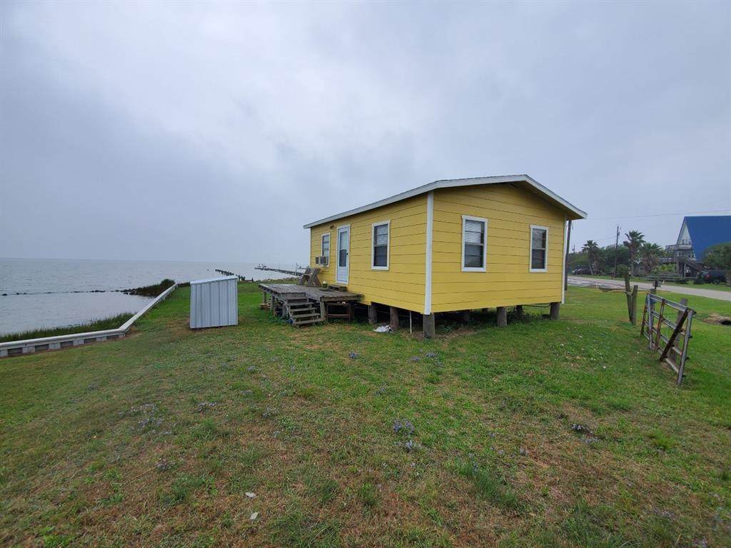 96 Jensen Point Drive - Photo 1