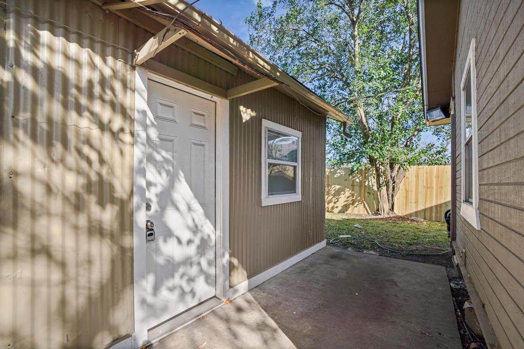 8209 Bangle Street - Photo 1