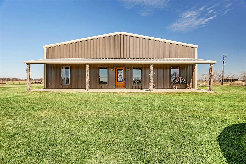 1630 CR 370 County Road 370 - Photo 1